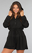 Zwarte Stretch Playsuit met Capuchon