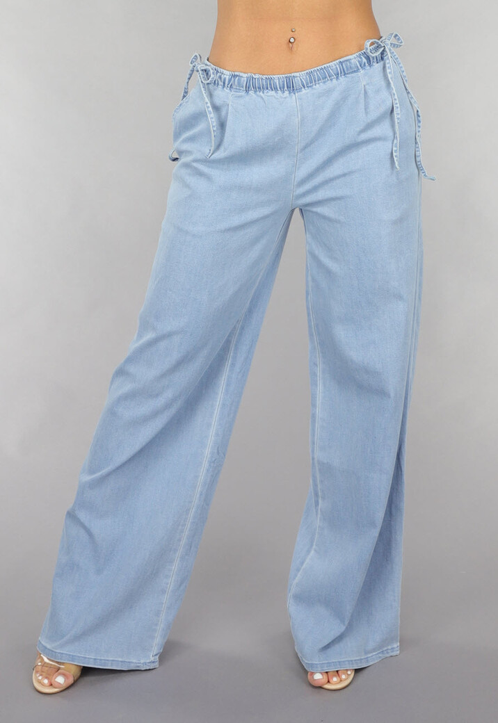 Low Waist Tall Wide Leg Jeans met Strikdetails