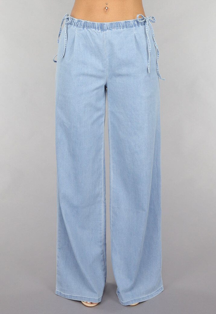 Low Waist Tall Wide Leg Jeans met Strikdetails