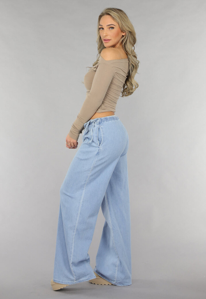 Low Waist Tall Wide Leg Jeans met Strikdetails