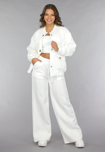 Witte Two Piece met Kabelpatroon