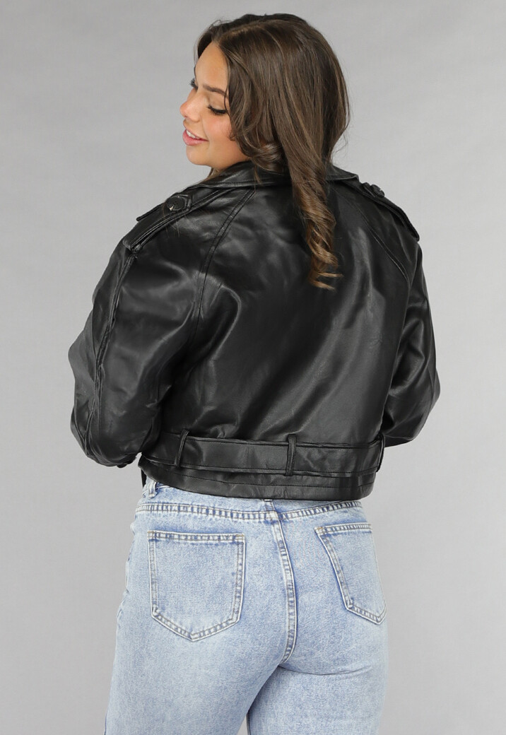 Zwarte Vegan Leren Jas met Gespdetails