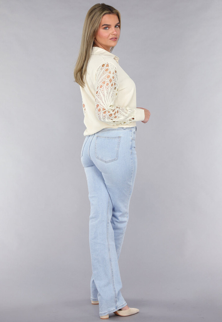 Beige Flowy Blouse met Peacock Crochet Mouwen