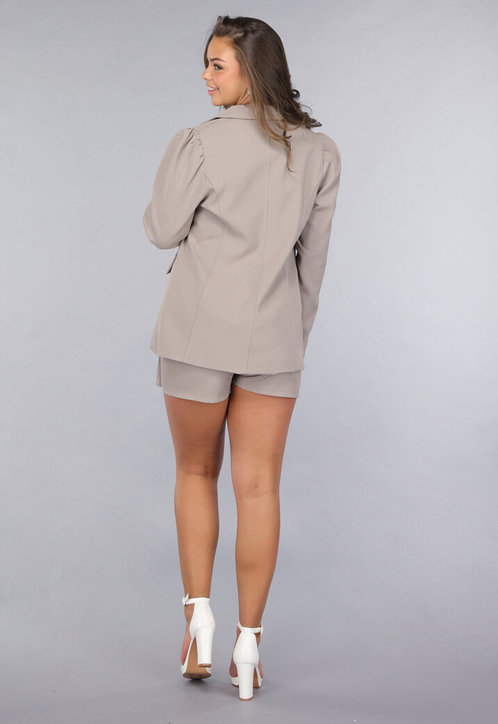 Taupe Co Ord Set met Gouden Marine Knopen