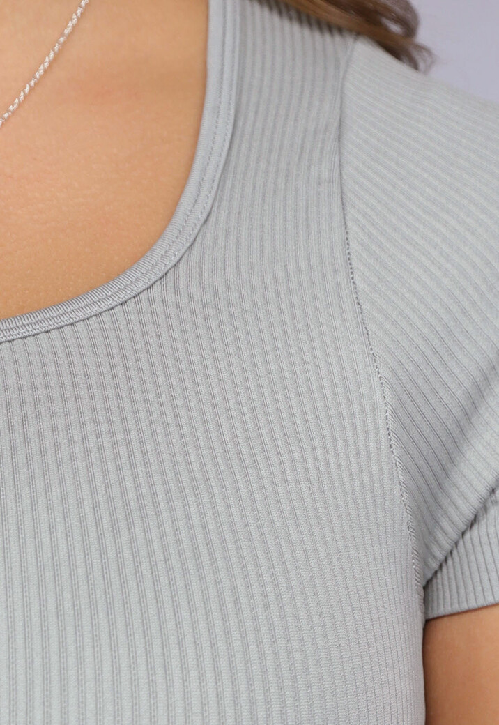 Grijze Ribstof Stretch Shaping Bodysuit met Korte Mouwen