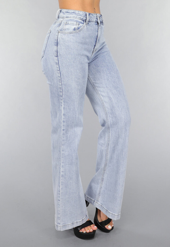 Flair Jeans met Wassing in Mid Waist