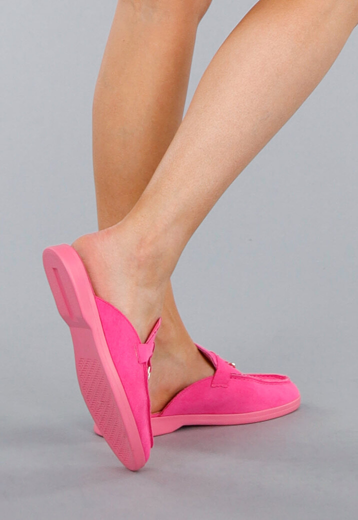 Comfortabele Roze Suède Instappers met Flexibele Zool en Gouden Detail
