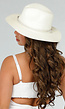 Beige Strandhoed met Parelmoer Twist Band en Gouden Chain Detail
