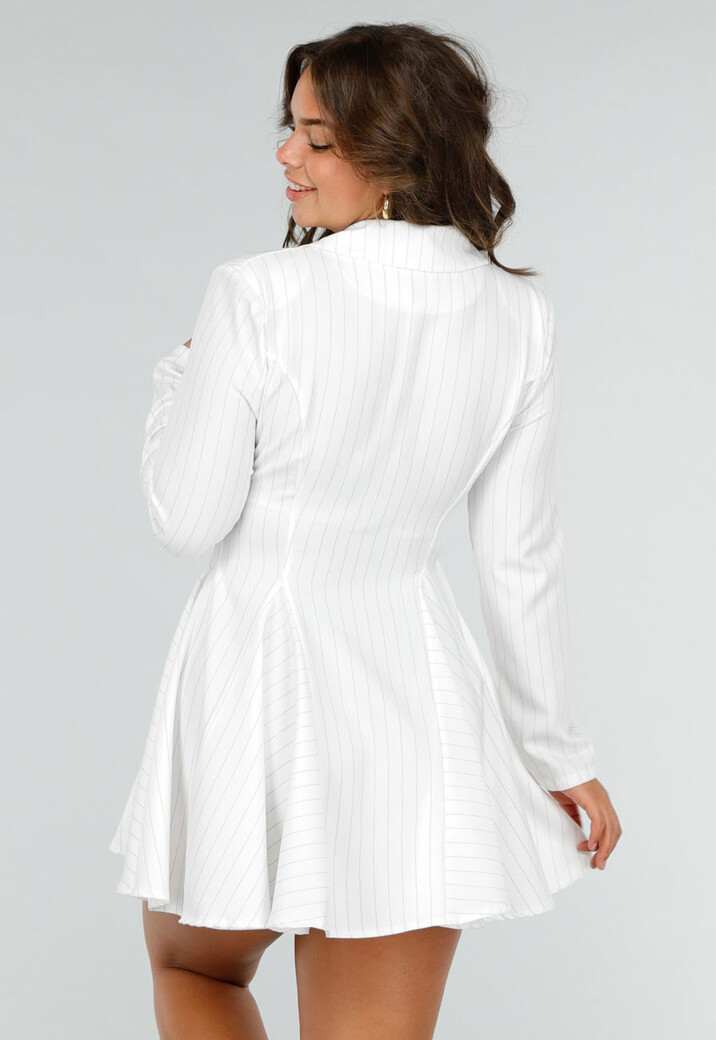 Wit Pinstripe Blazerjurk met Lange Mouwen, Kraag en Knoopsluiting