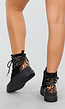 Zawrte Leopard Suede Bikerbooks met Sierveters en Rits