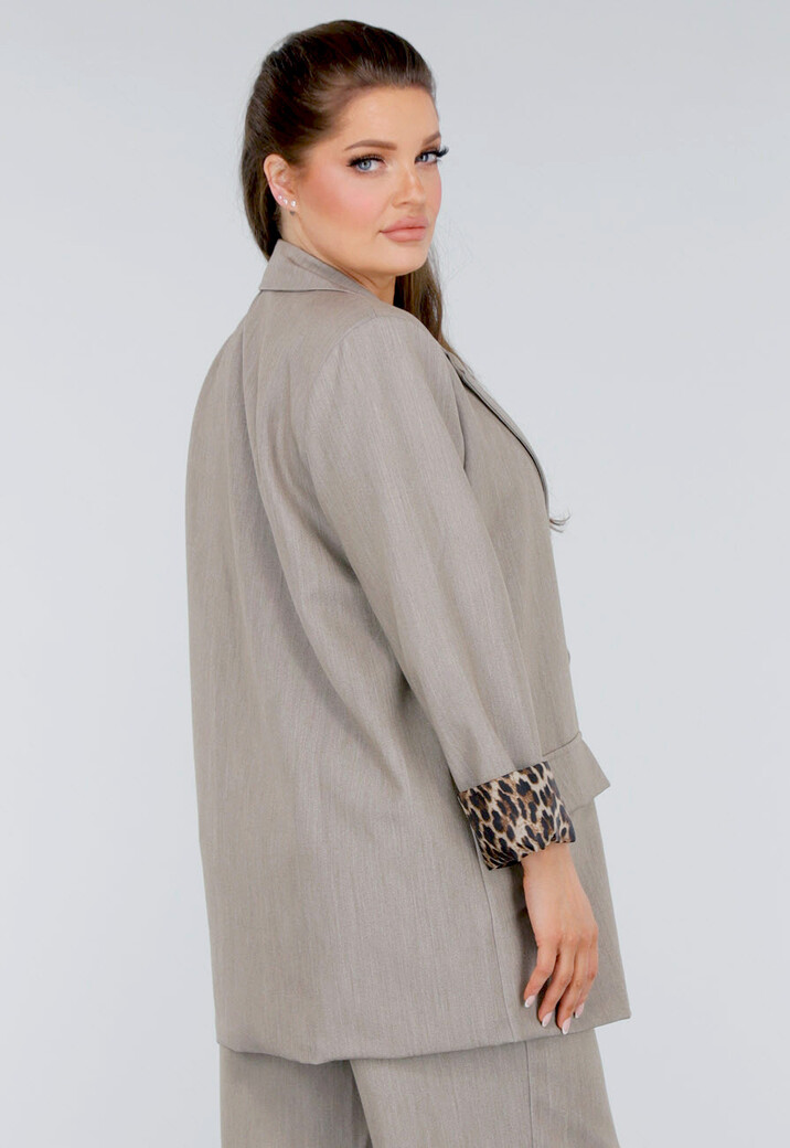 Taupe Blazerset met Leopard Details