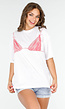 Wit T-Shirt met Rode Bikini Print voor een Speelse Look