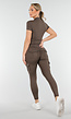Bruine Sportset met Cargozakken en Scrunch