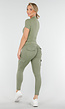 Khaki Sportset met Cargo Zakken, Ritsjack en High-Waisted Legging