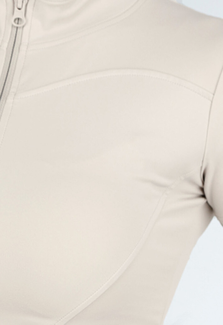 Beige Sportset met Cargozakken en Scrunch