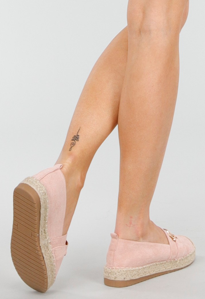 Lichtroze Espadrilles van Suèdelook met Gevlochten Zool en Gouden Bit