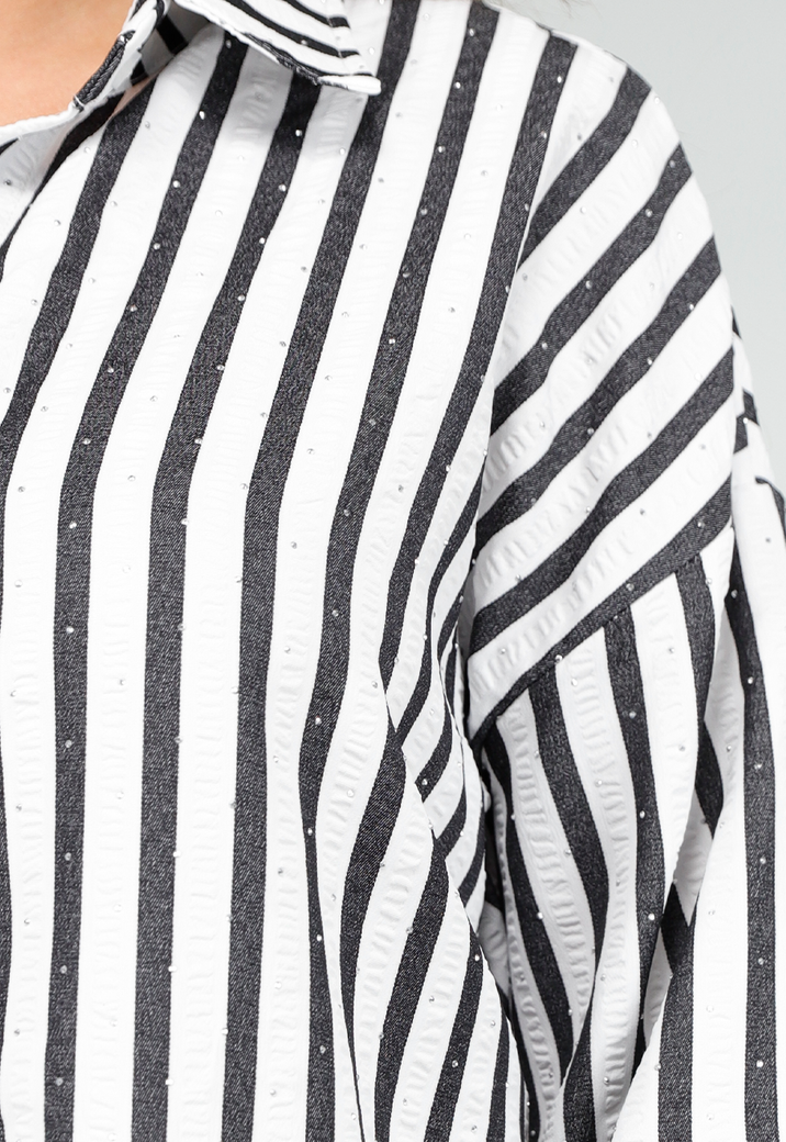 Zwart-Wit Gestreepte Blouse met Knoopsluiting, Kraag en Glittersteentjes