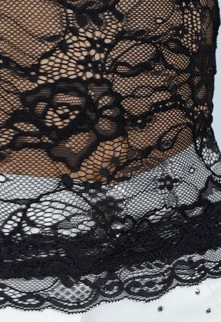 Zwarte Gevoerde Kanten Top met Halskoord en Stretch