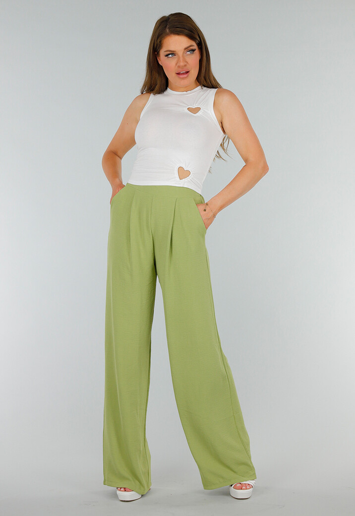 Witte Mouwloze Stretch Cropped Top met Hart Cut Outs