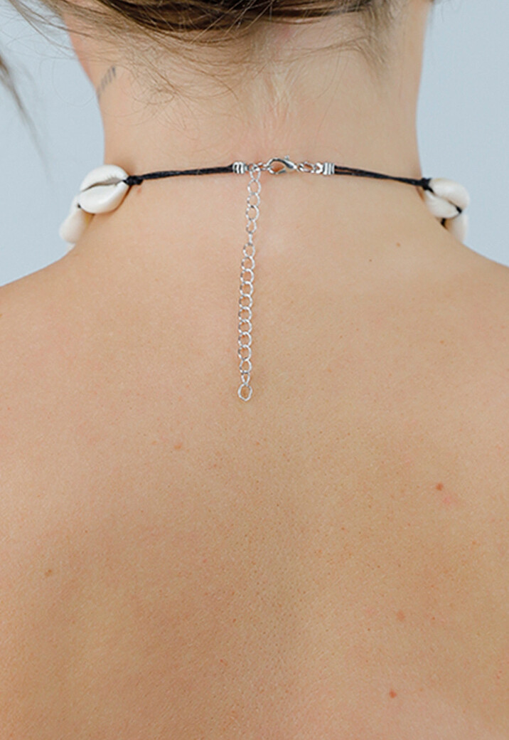 Kauri Schelpen Ketting met Karabijnsluiting