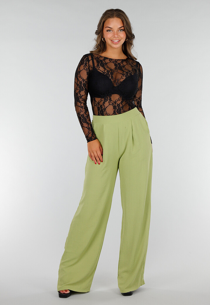 Zwarte Kanten See Trough Top van Stretchmateriaal met Lange Mouwen en Ingewerkt Bloemenmotief