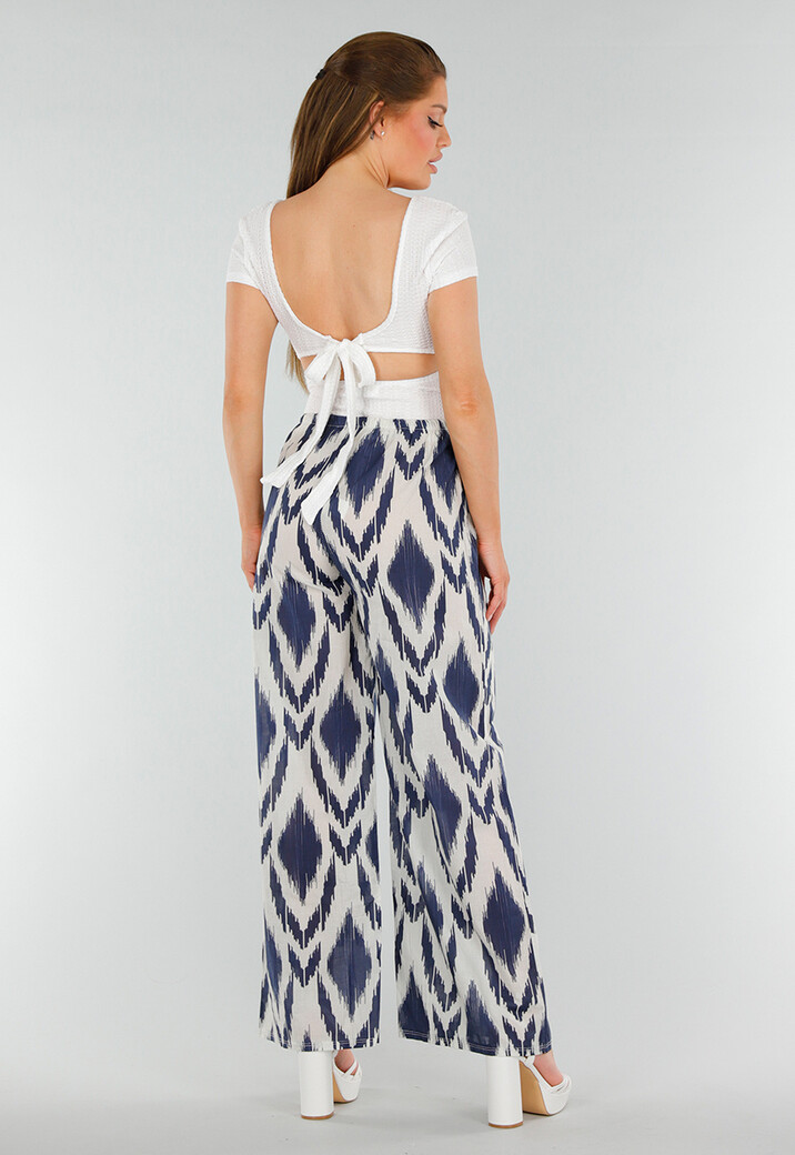 Witte Top met Vierkante Hals, Stretch, Kant en Striksluiting