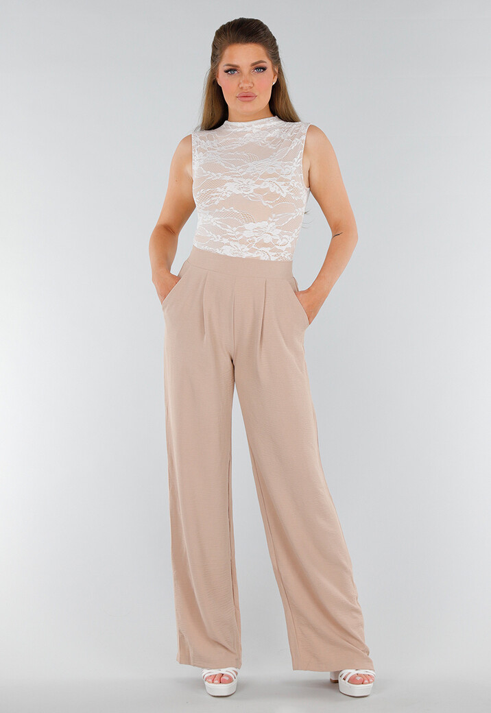 Witte Stretch Kanten Body met Opstaande Halslijn en Beige Voering