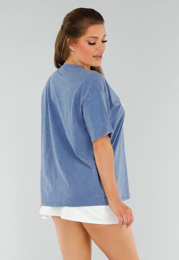 Blauw Oversized T-Shirt met Stretch en Witte Letteropdruk