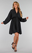 Zwarte Korte Jurk met V-Hals, Pofmouwen en Ruffle Halslijn
