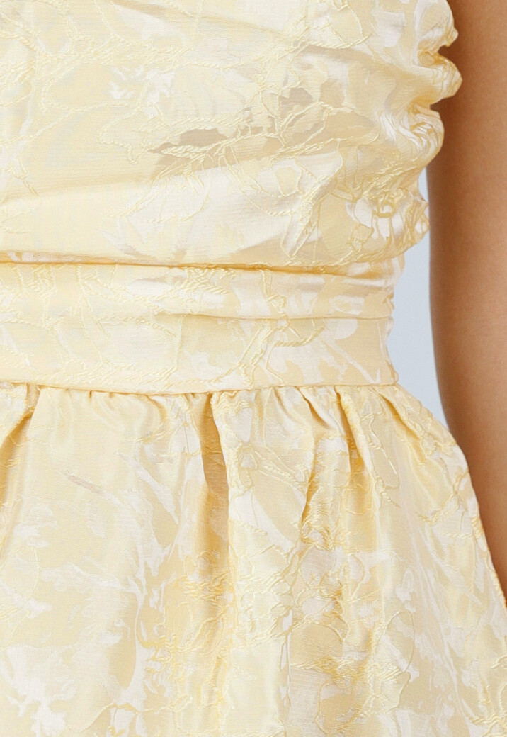 Strapless Midi Jurk in Butter Yellow met Jacquardlook