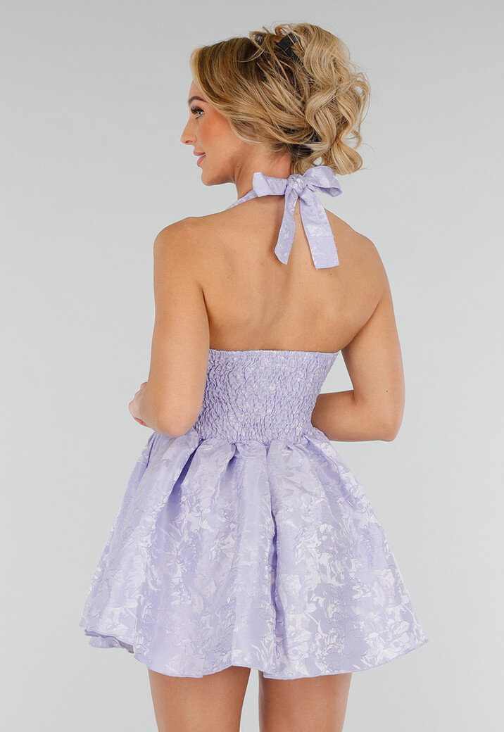 Lila Halter Mini Jurk met Jacquardstructuur en Open Rug