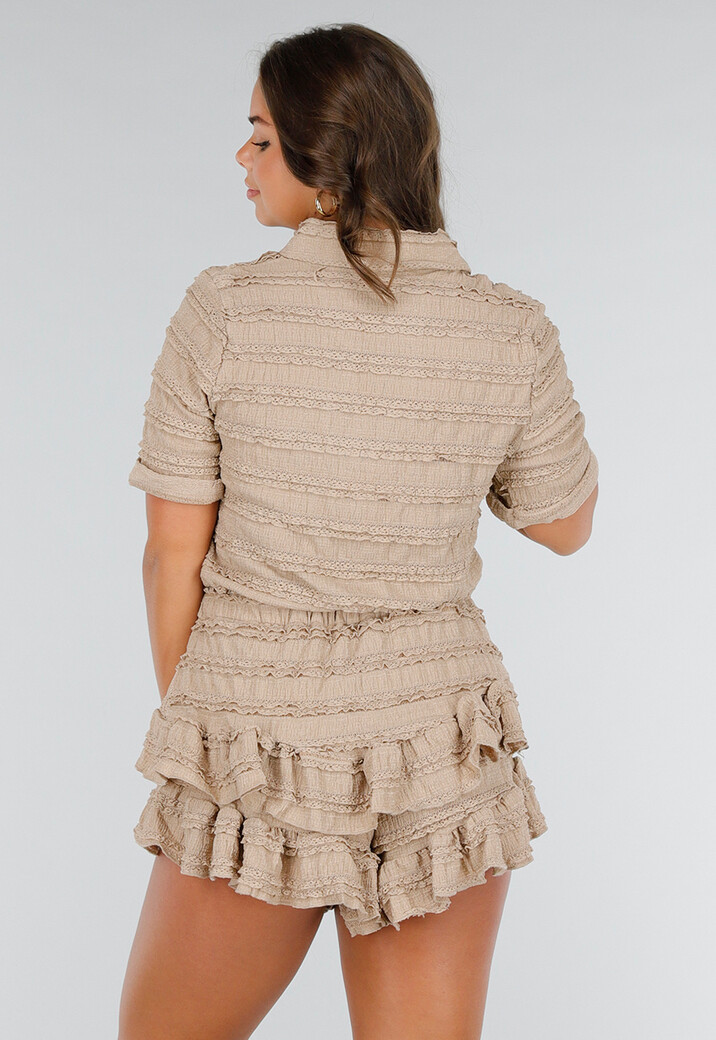 Beige Stretchset met Kraagshirt en Rucheskort