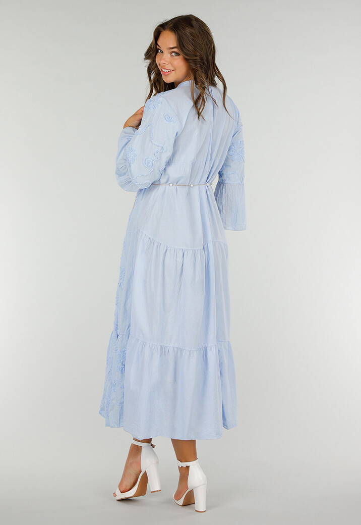 Lichtblauwe Katoenen Maxi-Jurk met Borduursels en Knopen