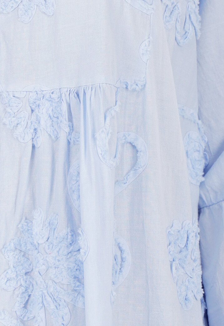 Lichtblauwe Katoenen Maxi-Jurk met Borduursels en Knopen