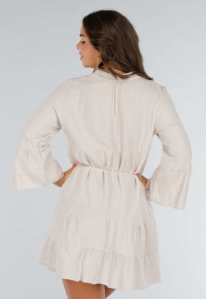 Beige Linnenlook Katoenen Jurk met A-lijn, Ruches en Knoopsluiting