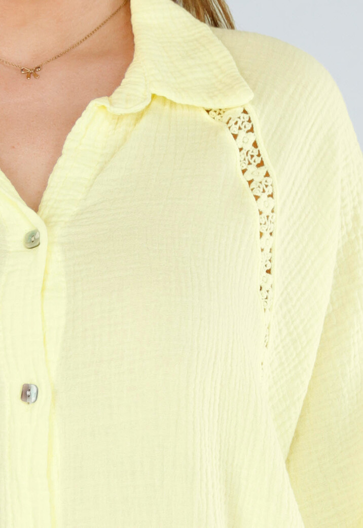 Lichtgele Katoenen Blouse met Knoopjes en Vleermouwen