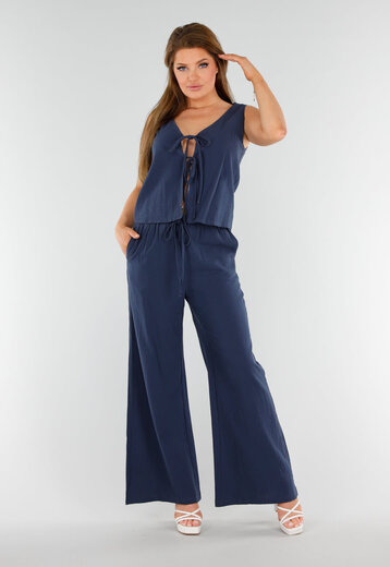 Navy Linnenlook Set Met Strikdetails