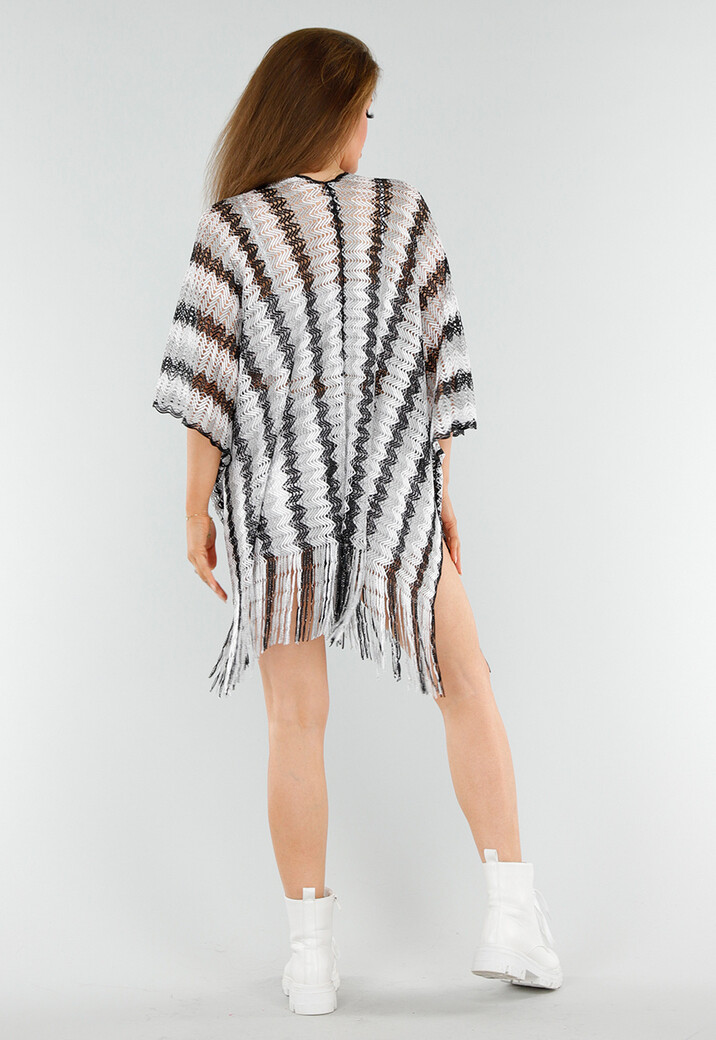 Wit-Zwarte Cover-Up met Zigzagpatroon en Franjes