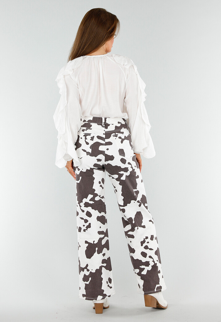 Witte Blouse met Volants en Losvallende Ballonmouwen