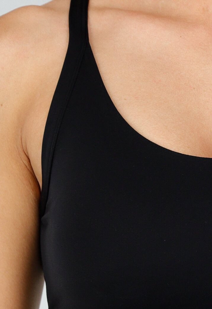 Zwarte Crop Top met Open Twist Rug en Brede Bandjes