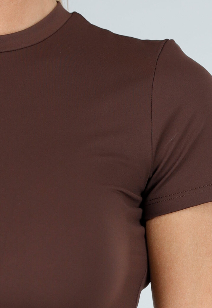 Bruine Sporttop met Ronde Hals, Korte Mouwen en Stretch