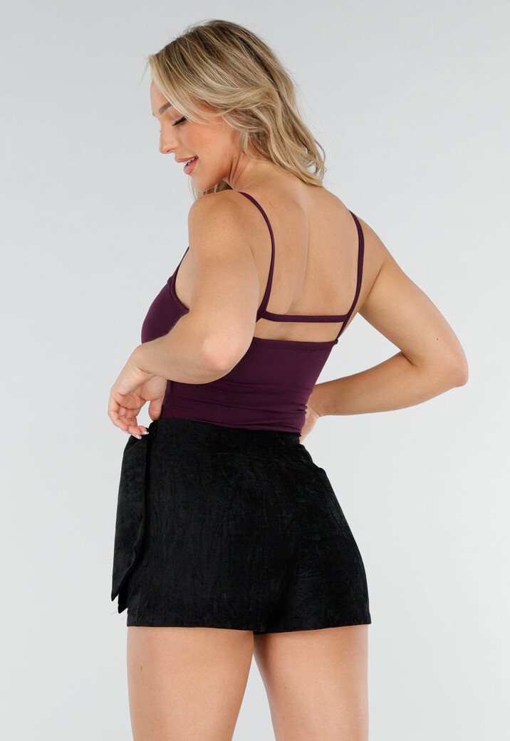 Paarse Cut-Out Top met Spaghetti Bandjes en Stretchmateriaal