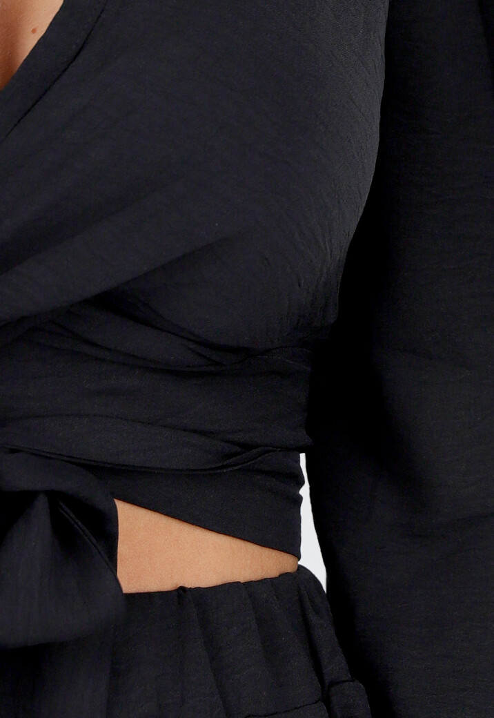 Zwarte 2-Piece Set met Overslag en Knooptdetail