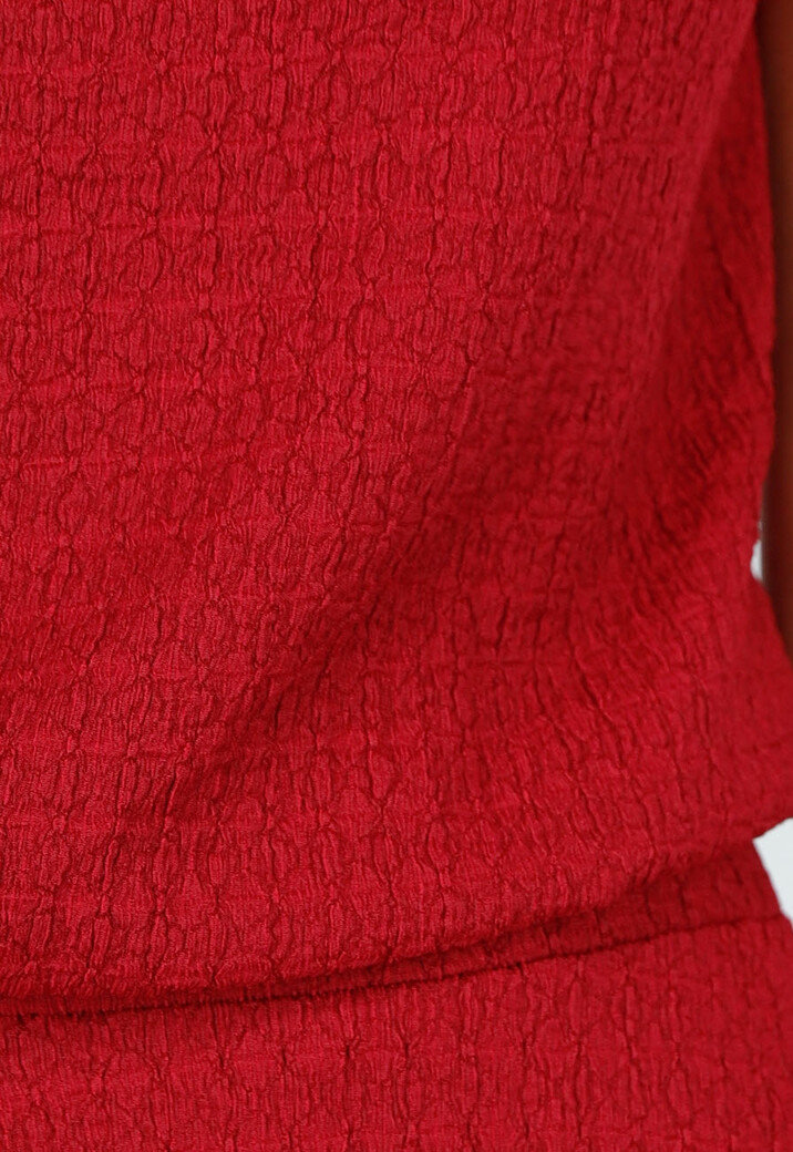 Rode Maxi Set met Hooggesloten Top en Stretch