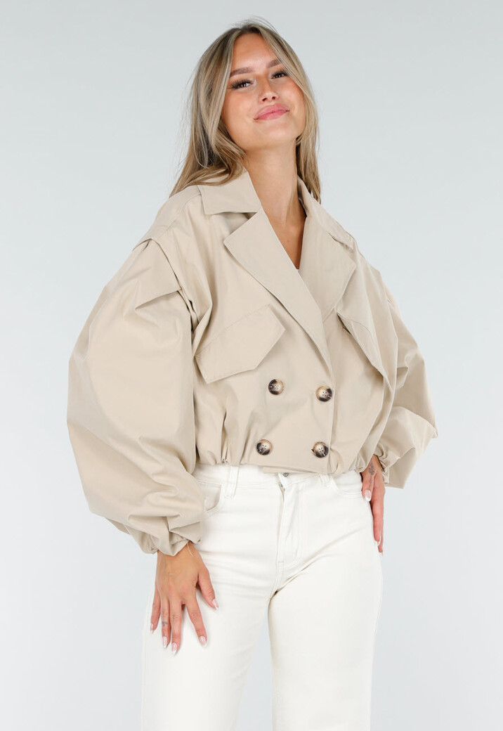 Korte Trench Coat in Beige met Pofmouwen en Knopen