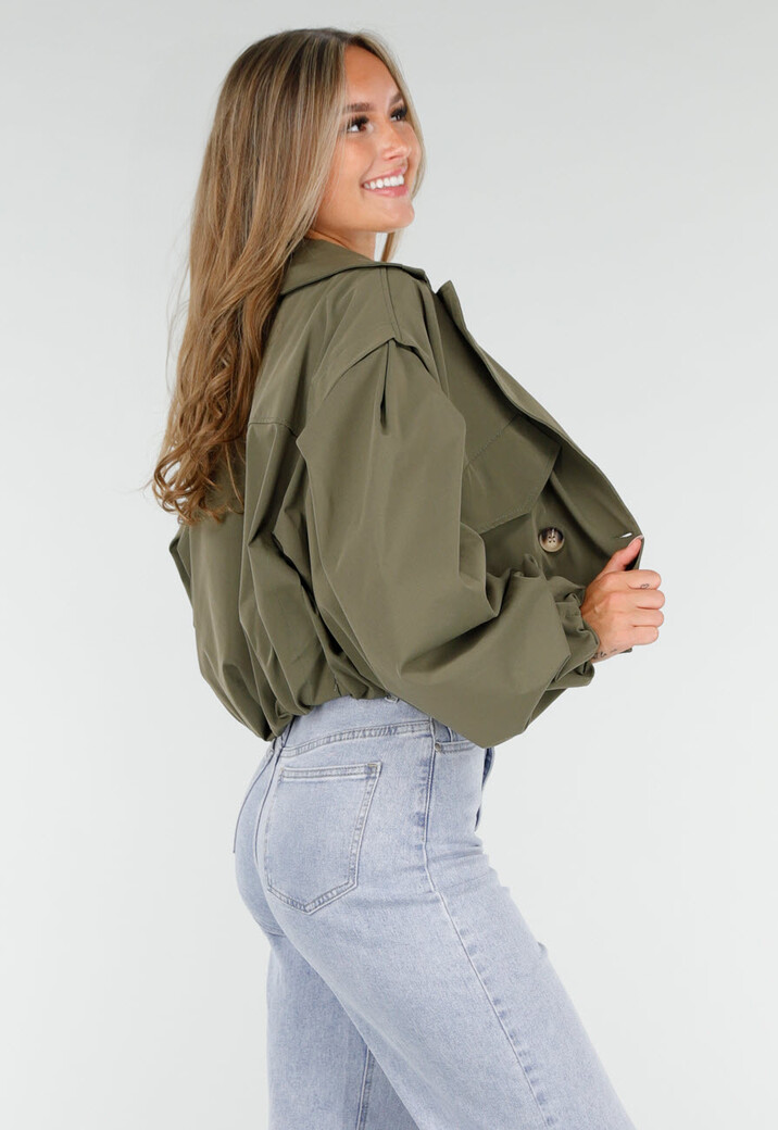 Korte Trench Coat in Armygroen met Double-Breasted Sluiting