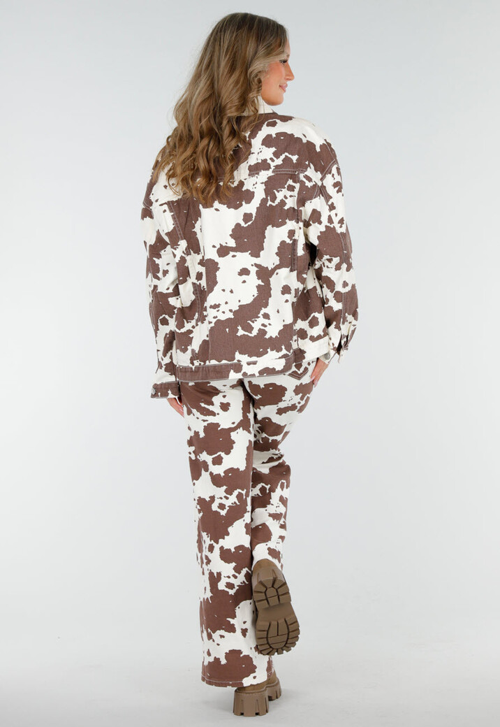 Wit-Bruin Denim Jasje met All-Over Cowprint