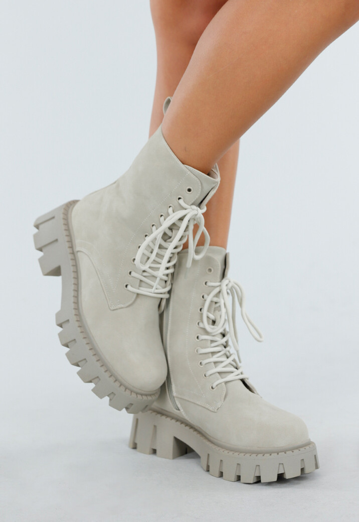 Beige Veterlaarzen met Grove Zool en Ritssluiting