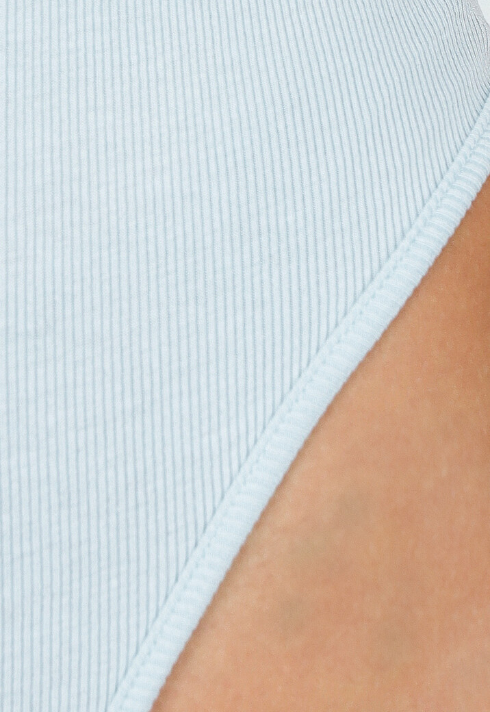 Lichtblauwe Bodysuit met Spaghetti Bandjes en Pads