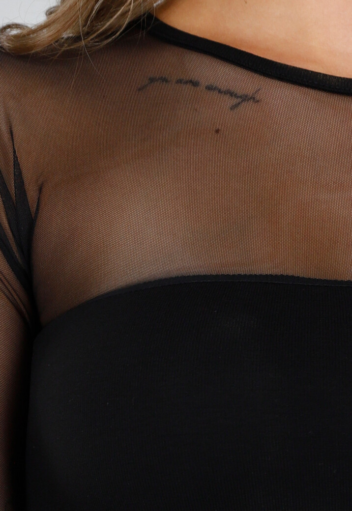 Zwarte Mesh Top met Lange Mouwen en Ingebouwde Pads